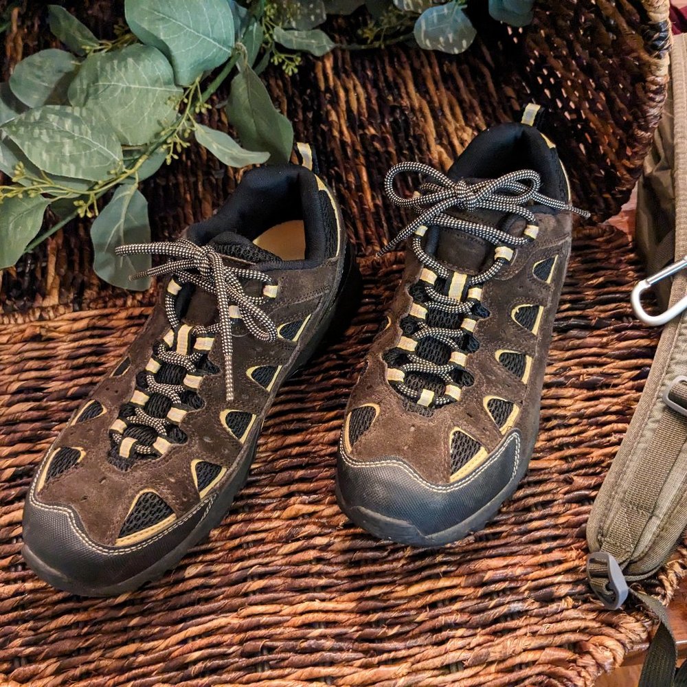 Women's 8B | Lands' End Trail Trekkers | suede leather walking / hiking boots